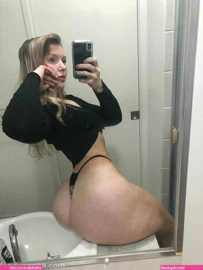 bootybyshel reddit videos