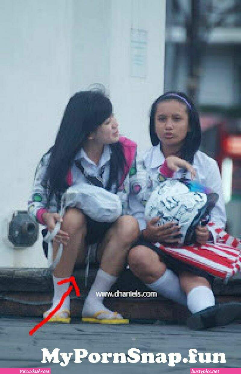 cewek sma pamer cd