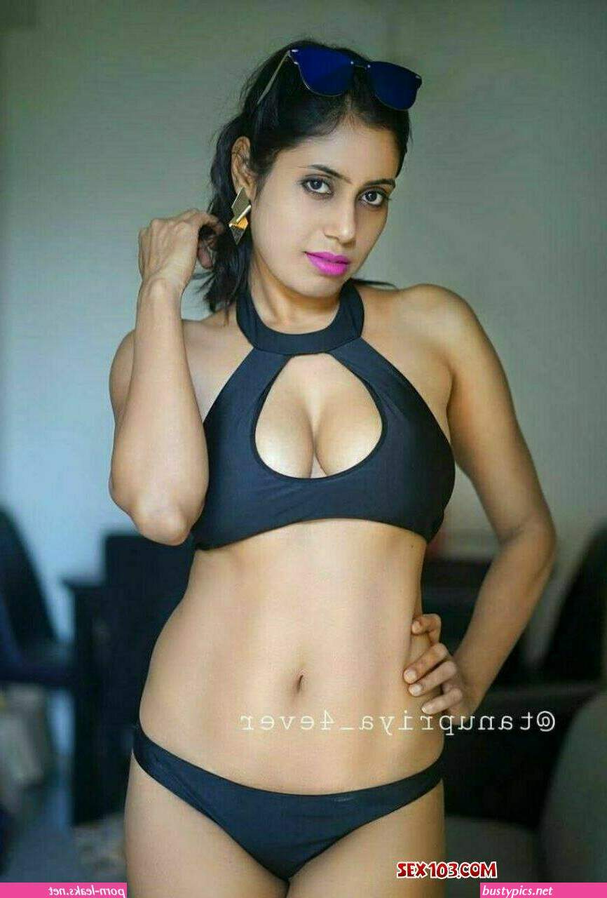 desi only fans gallery