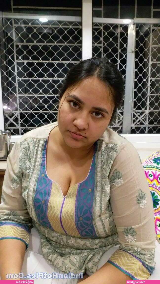 hot aunty pussy