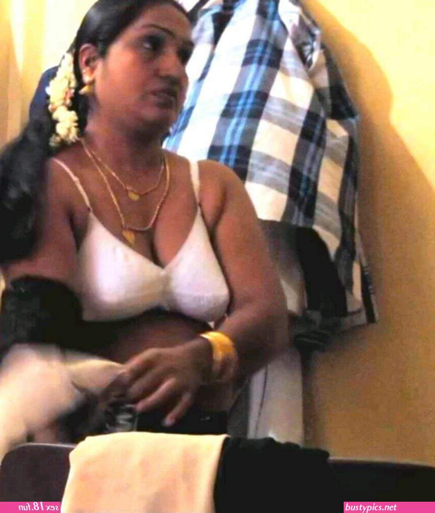 south indian aunties boobs photo