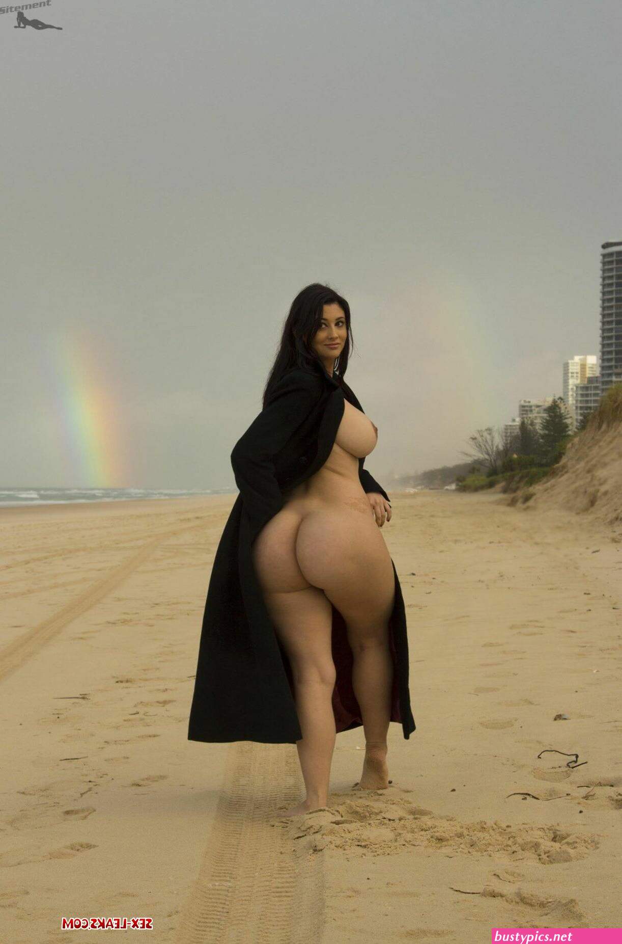 borka hot anty big back photo