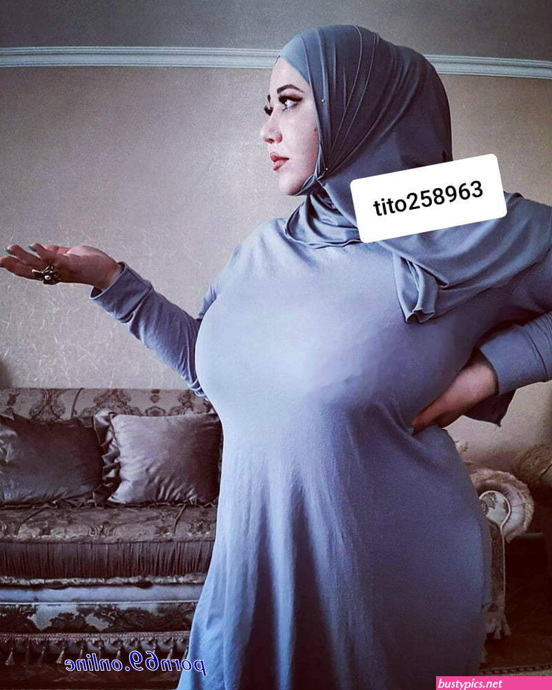 hijab big tits girl