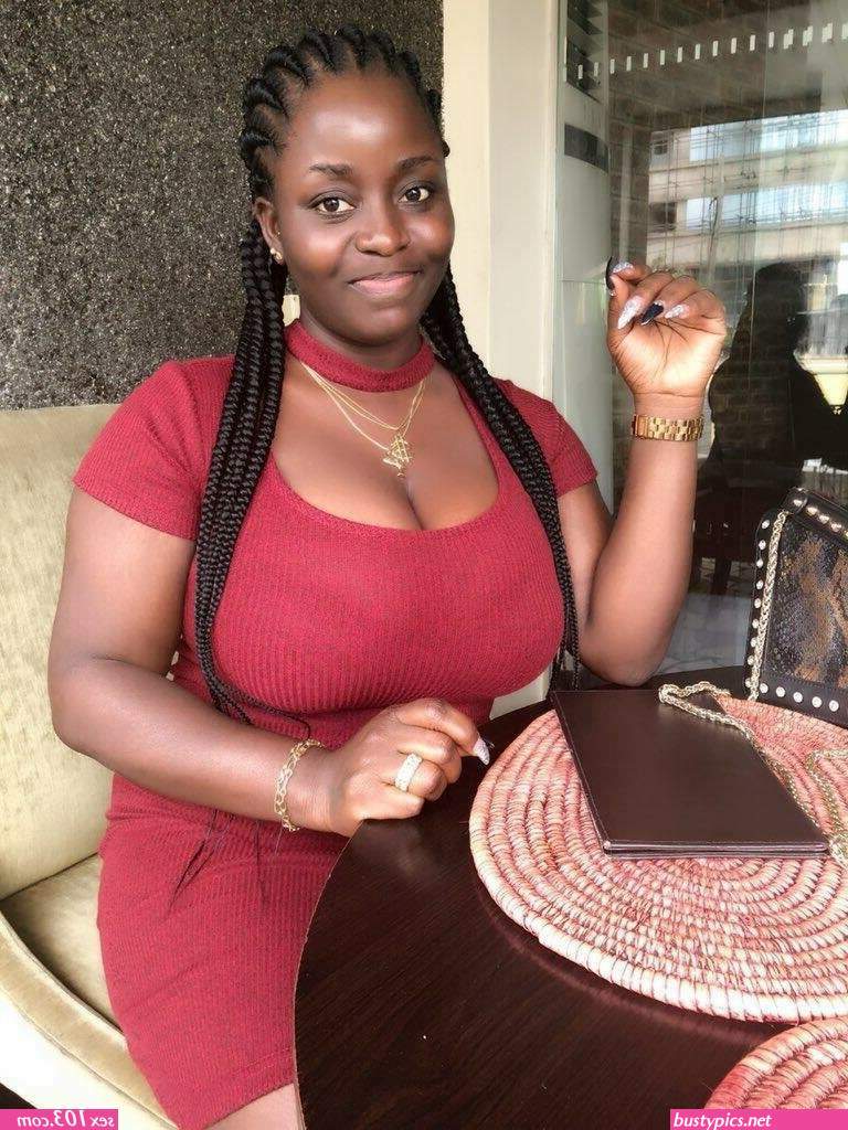 nigerian babes boobs pics
