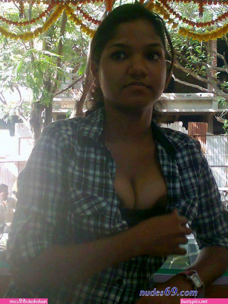 tamil girls public boobs