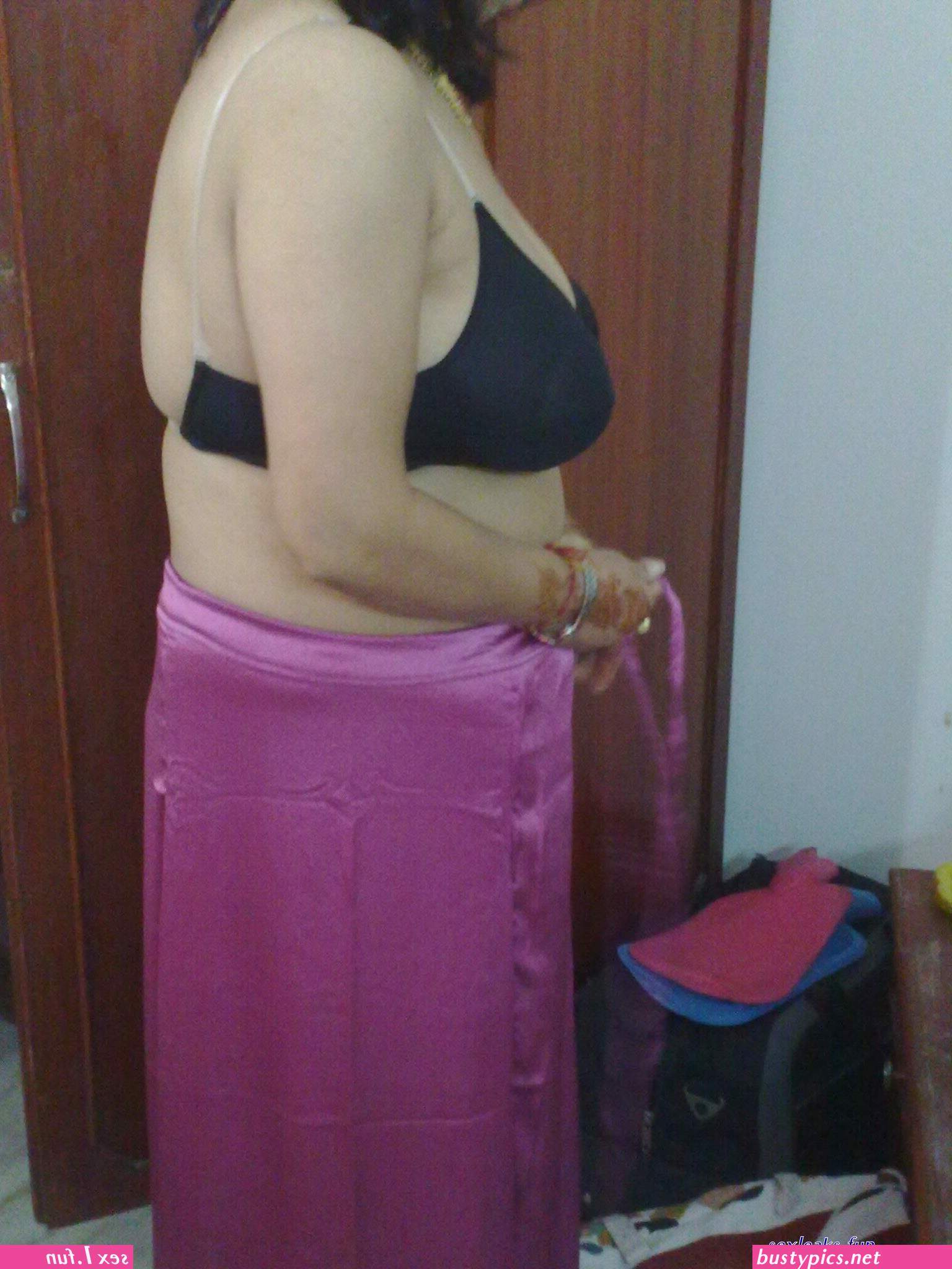 xxx bobbs sex pic moti indain bhabhi