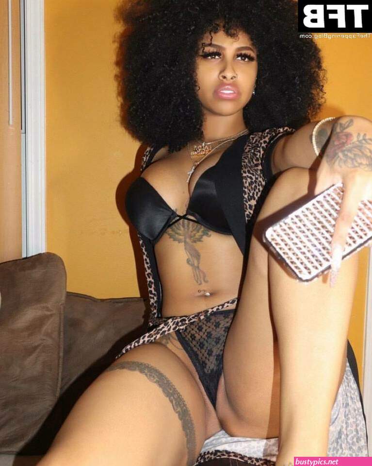 lalove nudes