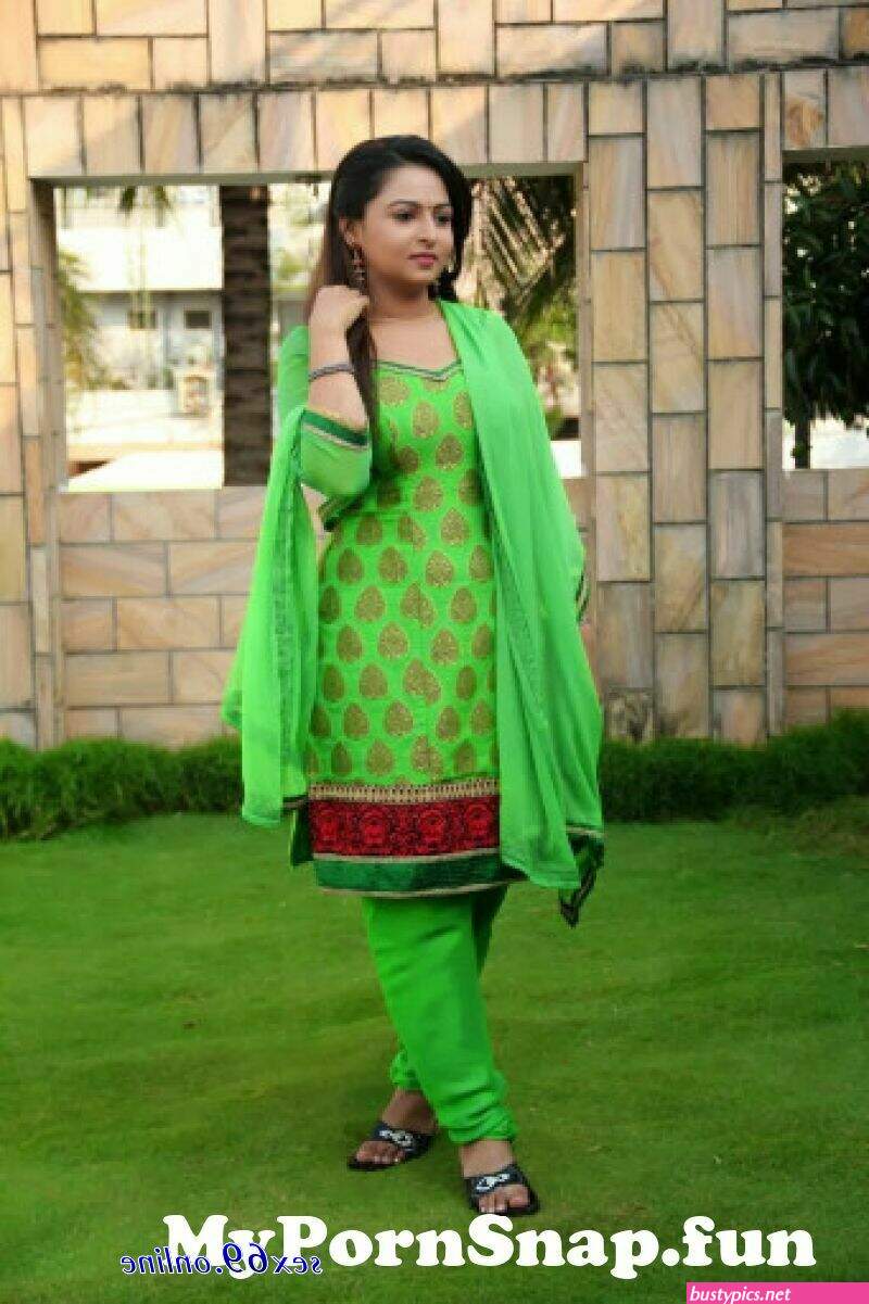 girls in salwar suit nude images