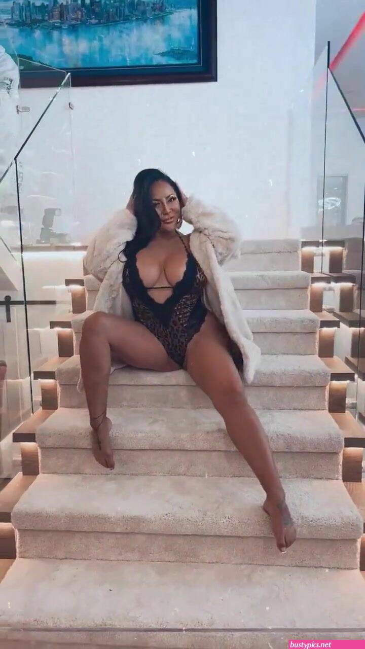 kiara mia onlyfans with danny mountain video