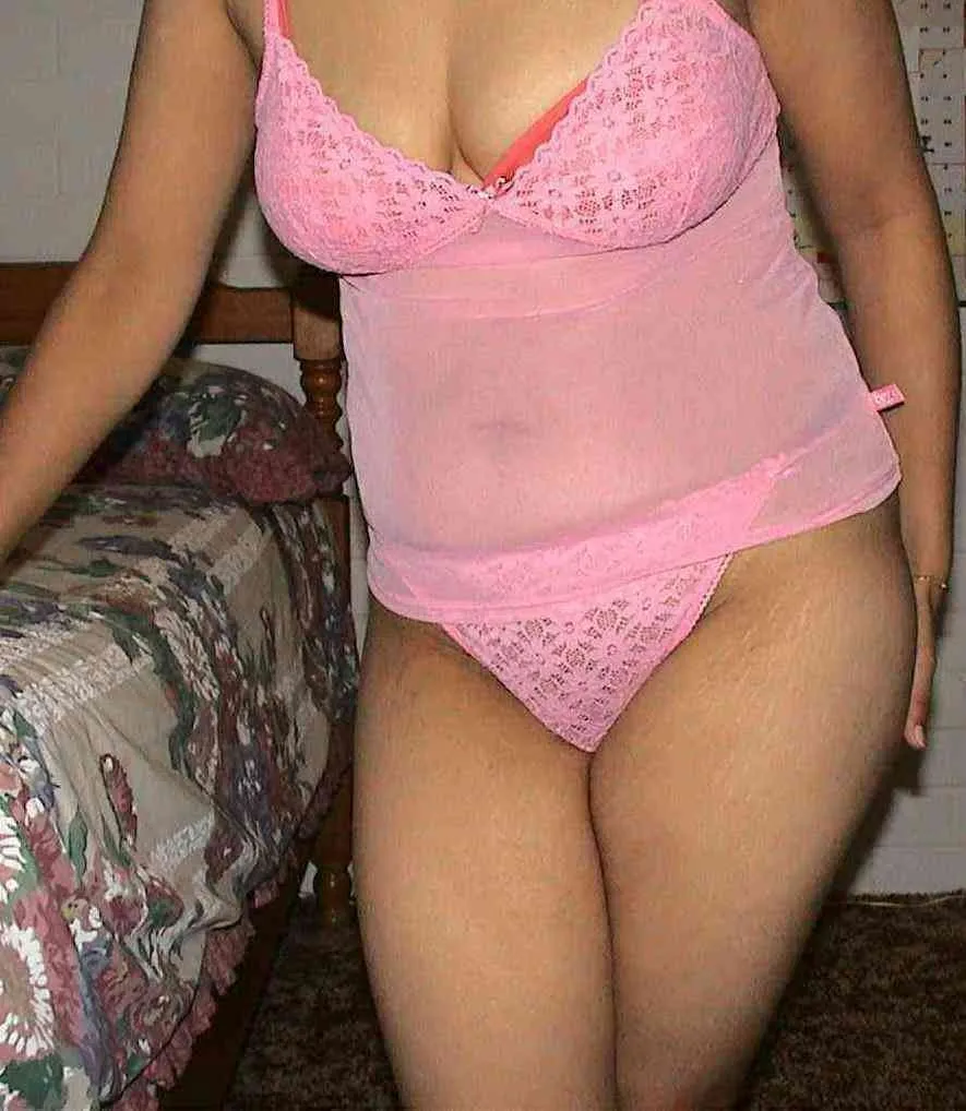 indian bhabhi big boobs naked sleeping in bed with night dress porn pics
