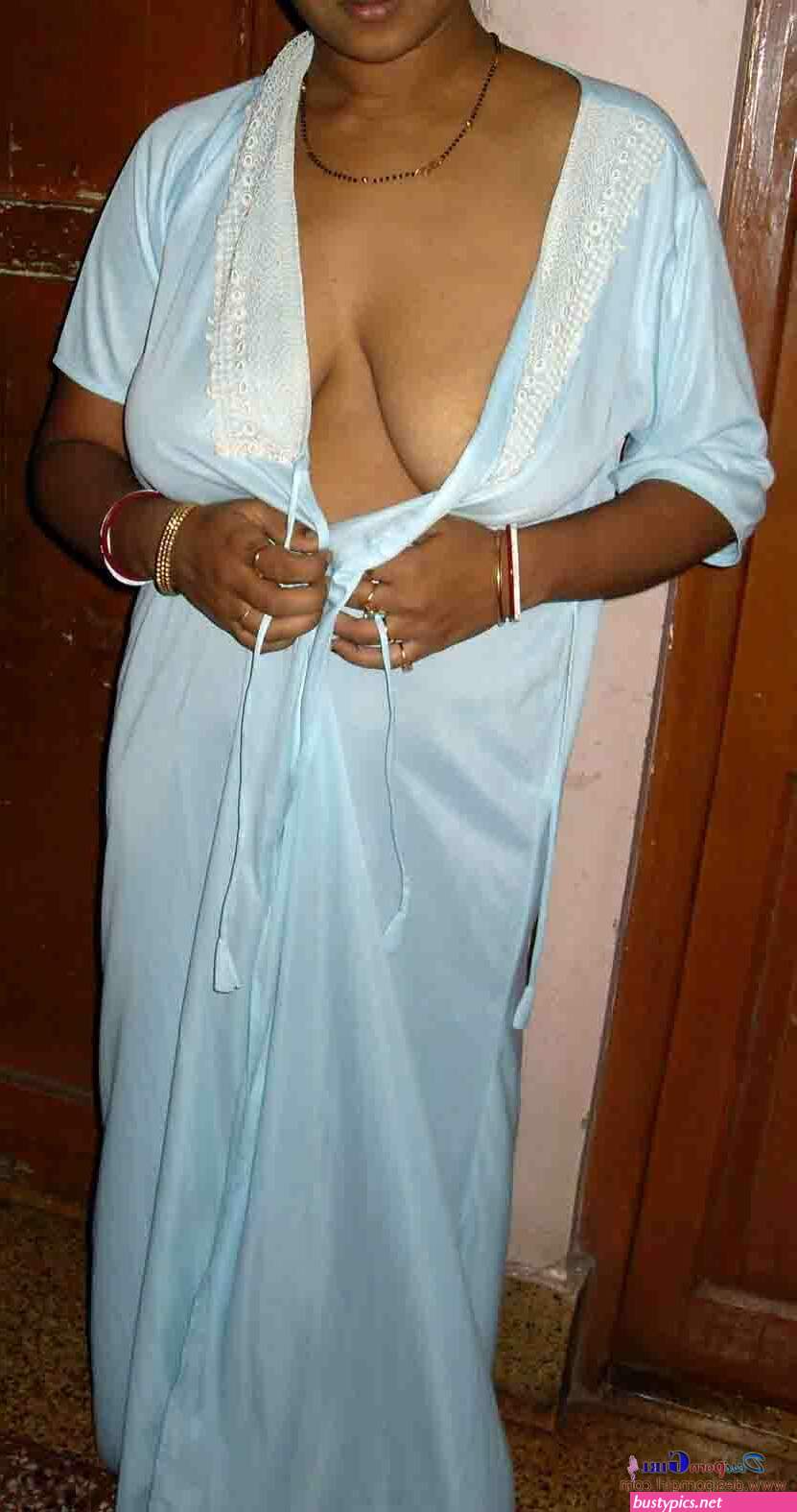 indian bhabhi big boobs naked sleeping in bed with night dress porn pics