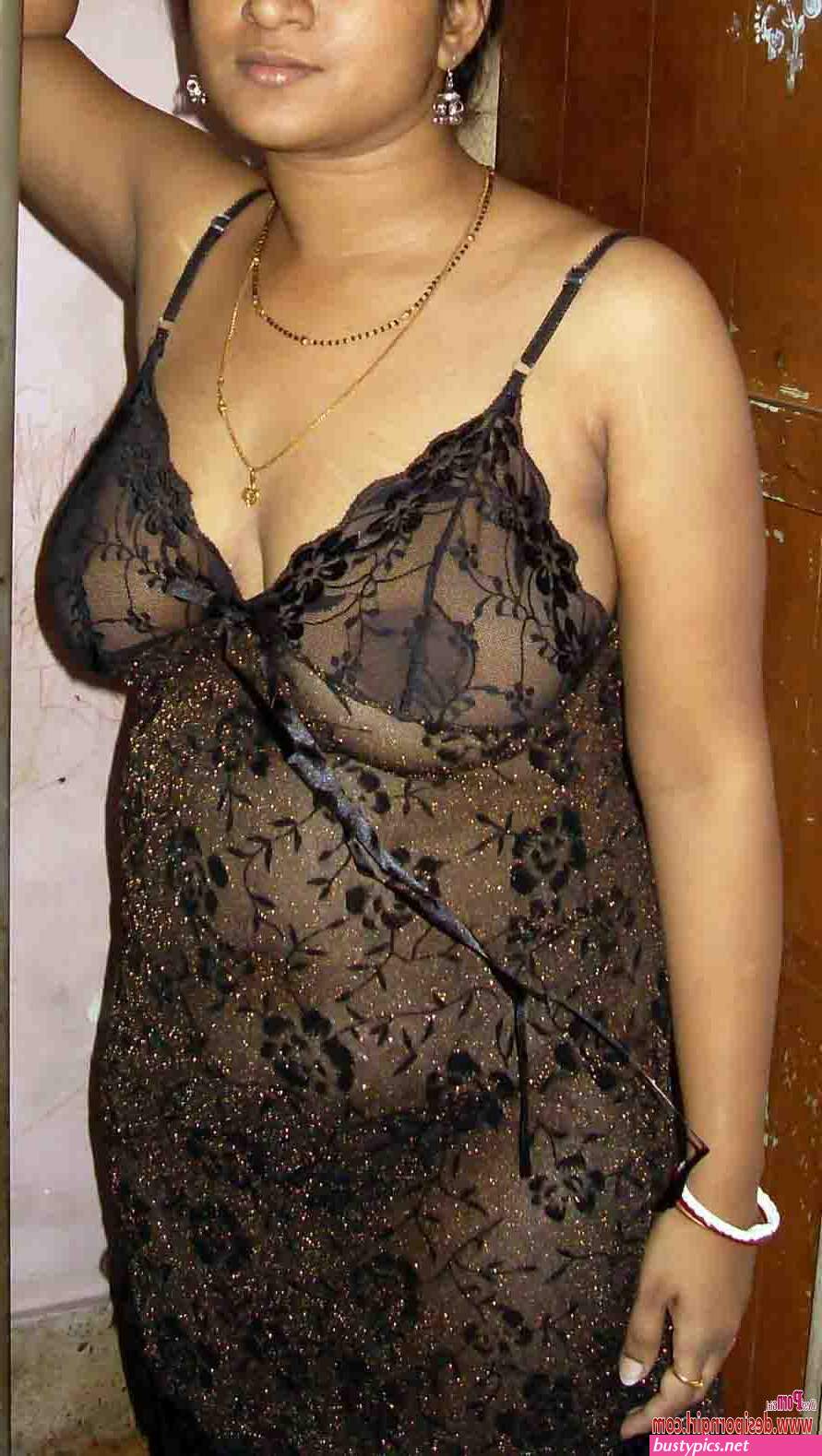 indian bhabhi big boobs naked sleeping in bed with night dress porn pics