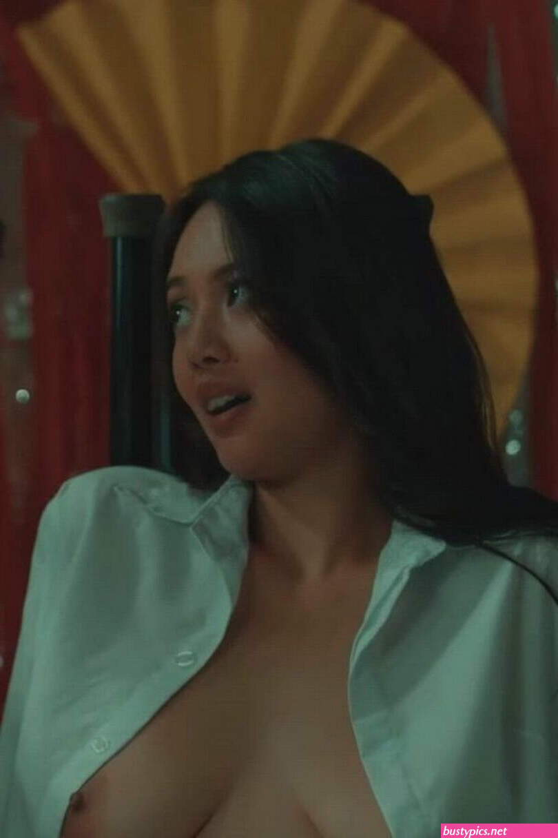gabriela boobs sence