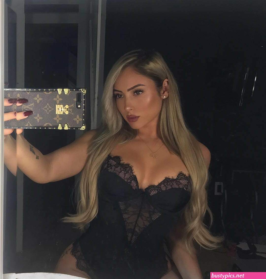 gabriela boobs sence