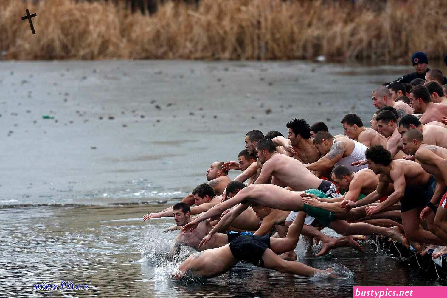 hairy pussy native black women bathing in the river free pictures