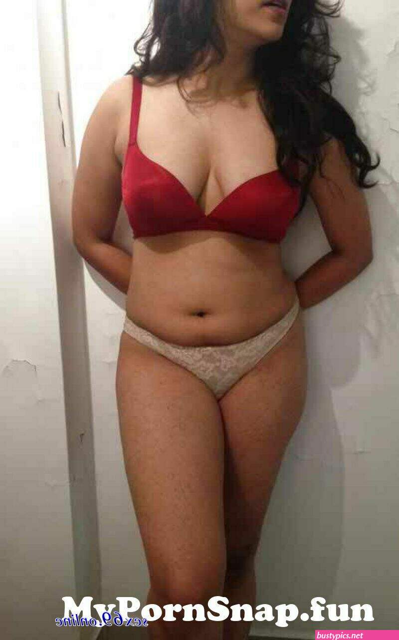 indian.aunty.bra.panty.sliping.photos