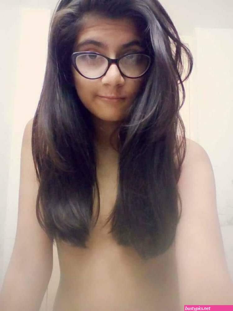 desi beautiful teen boob