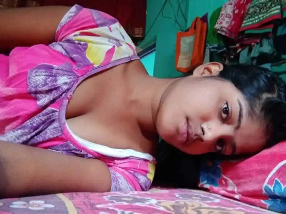 desi beautiful teen boob