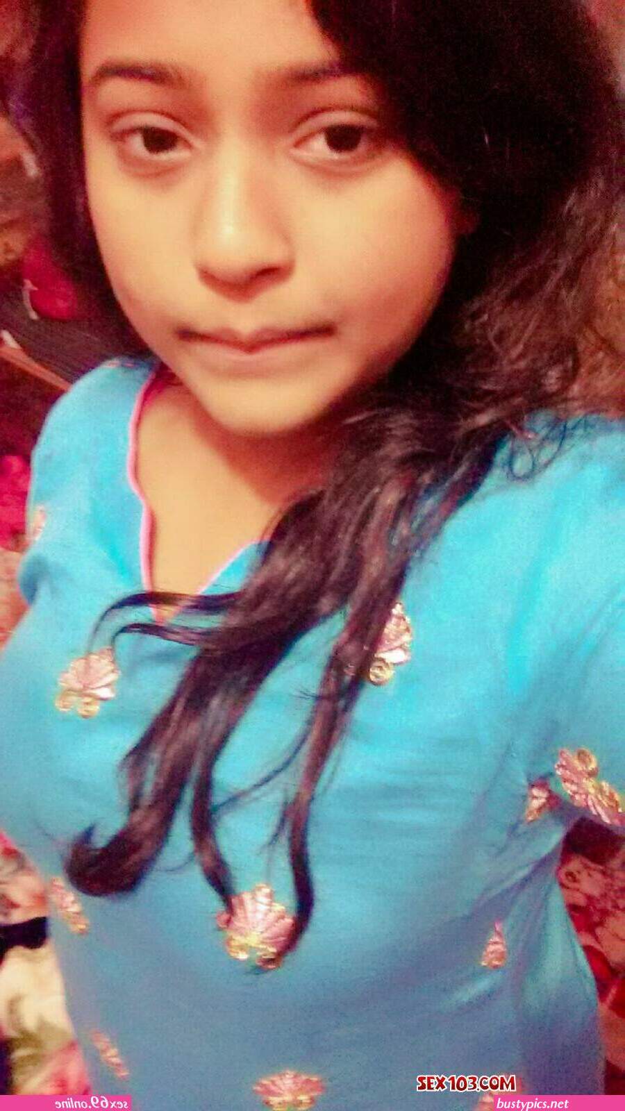 desi beautiful teen boob