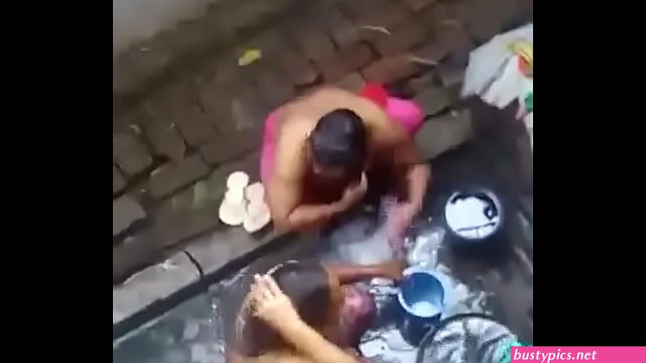 desi boudi paticoat naked video