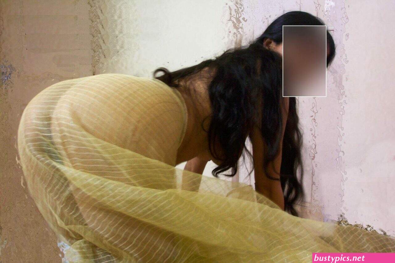 sari wali bhosdi ki chudai pic