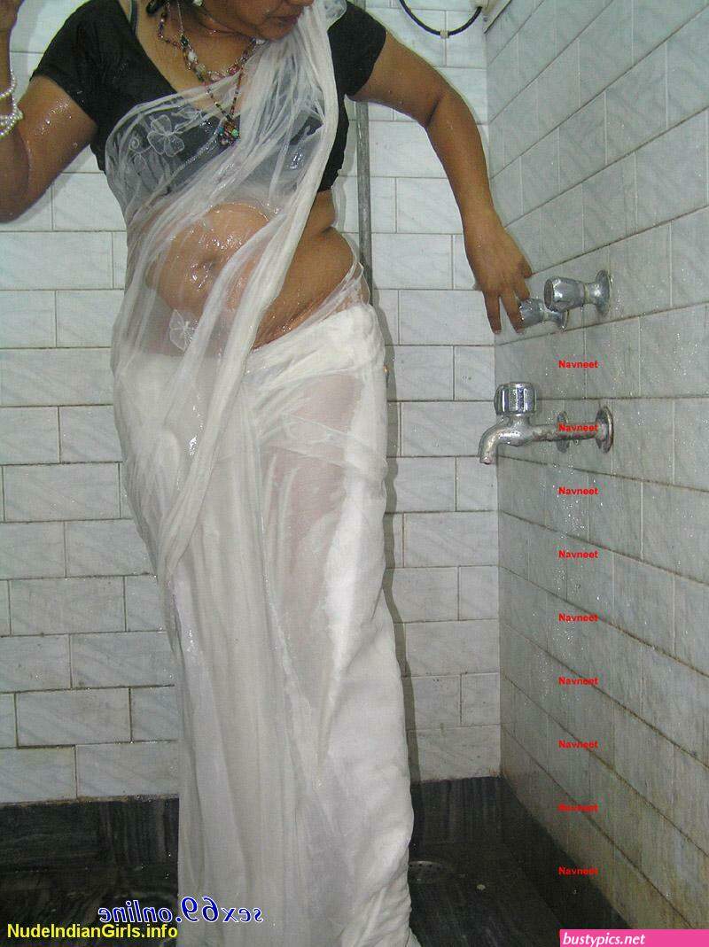 sari wali bhosdi ki chudai pic