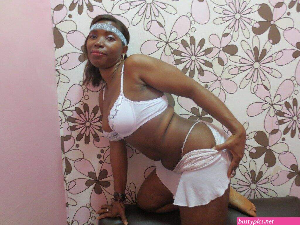 black hot suggarmummy upskirt hairy black pussy naked xximages