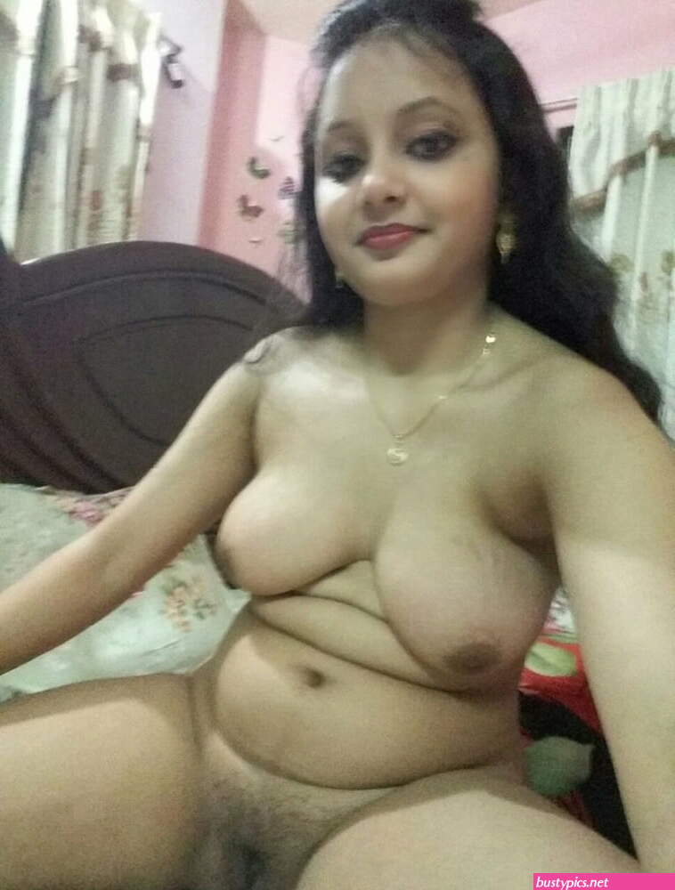 famous momo bhabhi naked all pics