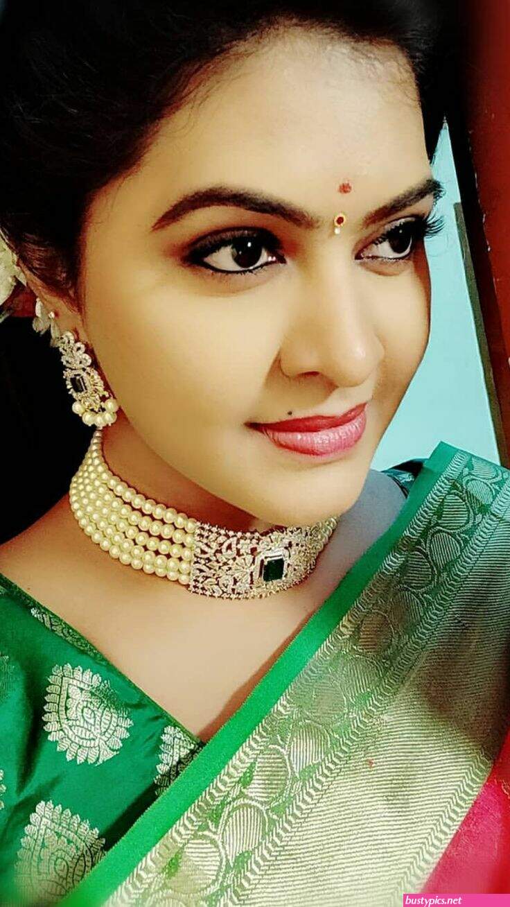 famous momo bhabhi naked all pics