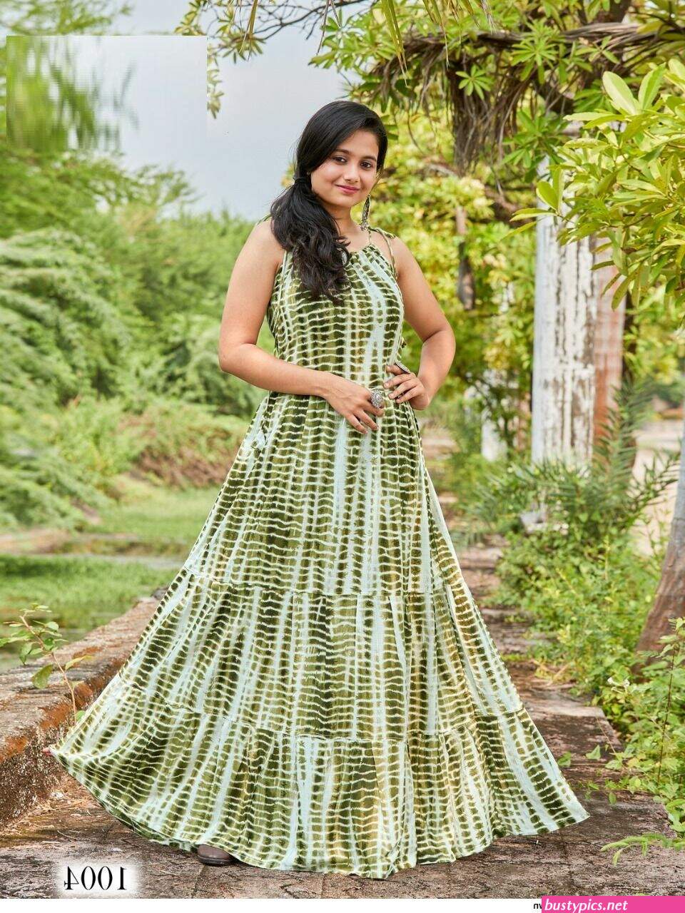 indian dream girl myra free video