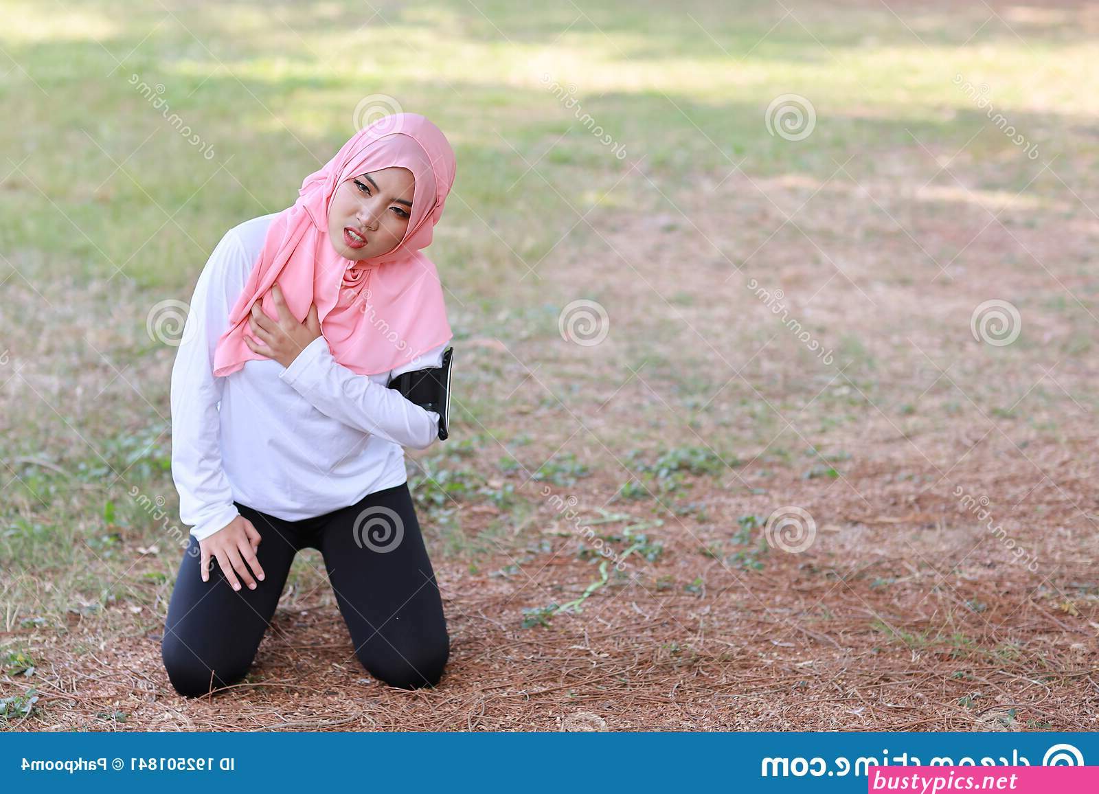 muslim-girl-boobs