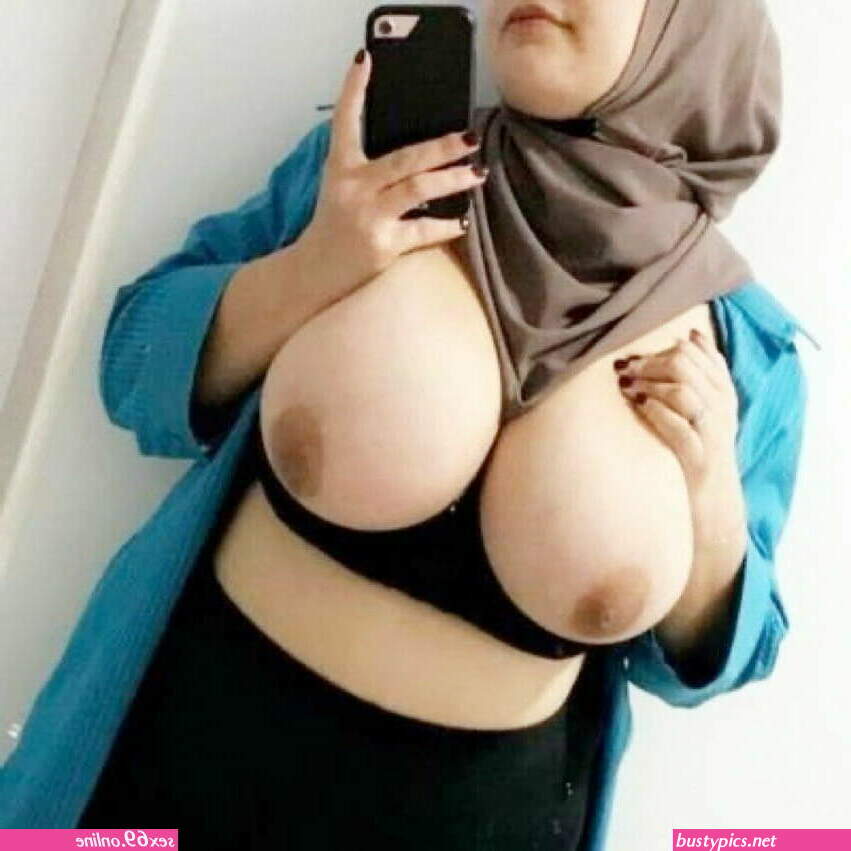 muslim-girl-boobs