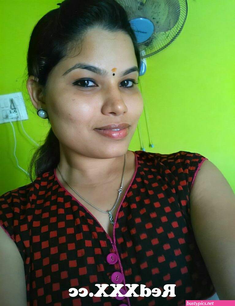tamil aunty naked boobs