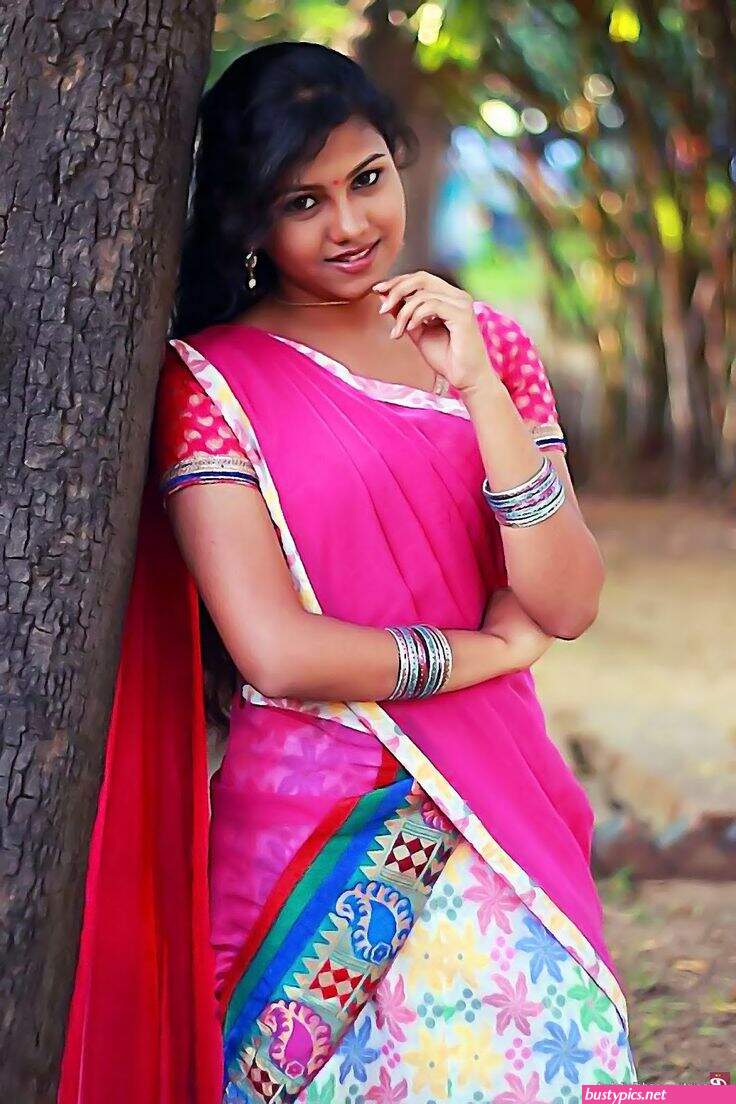 desi aurat nighty hot wallpaper