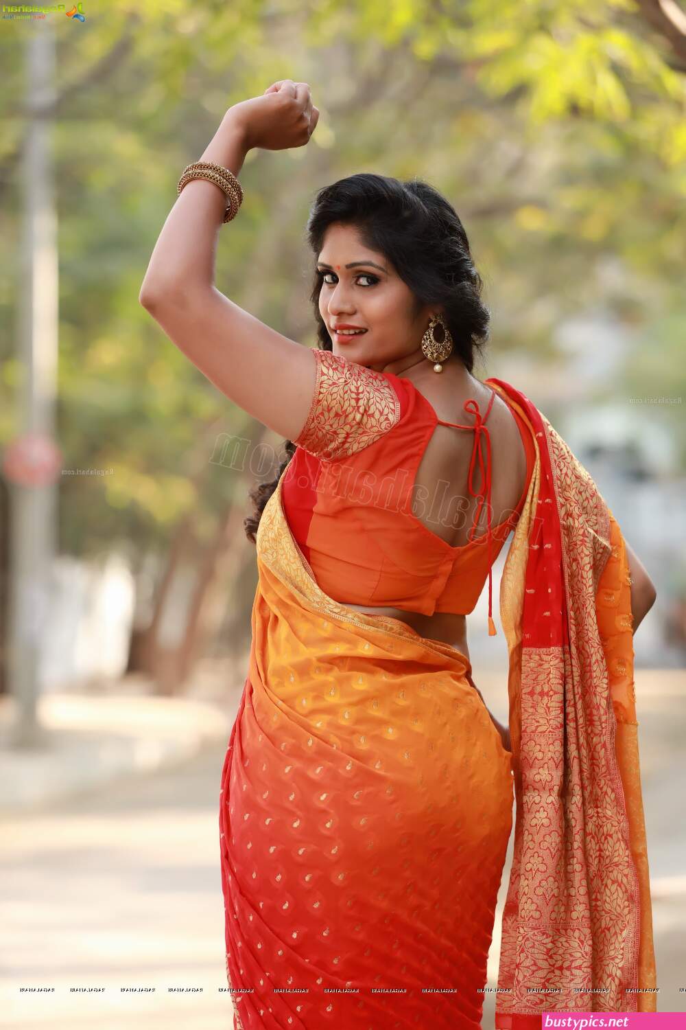 desi aurat nighty hot wallpaper