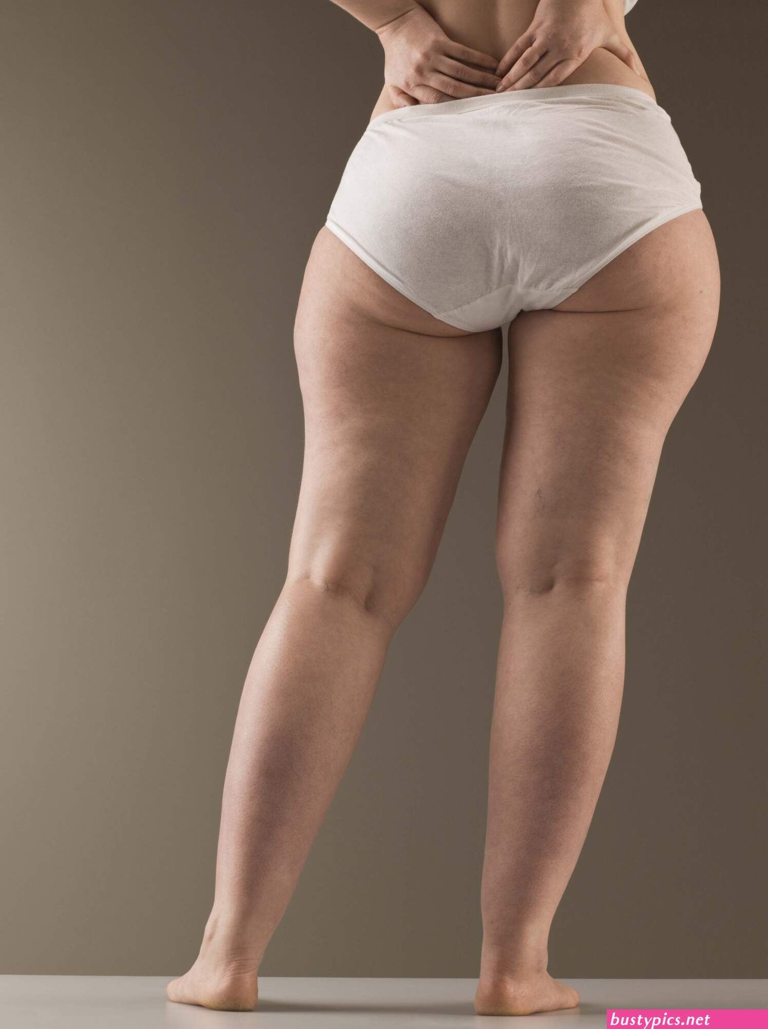 naked big hip thigh backside pics