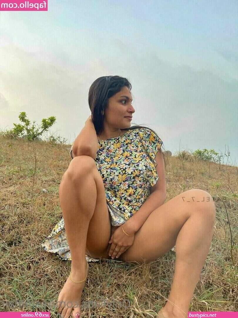resmi nair naked pose