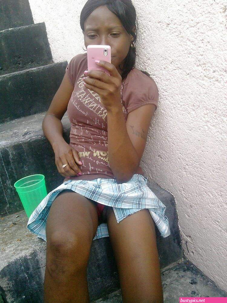african upskirt picture
