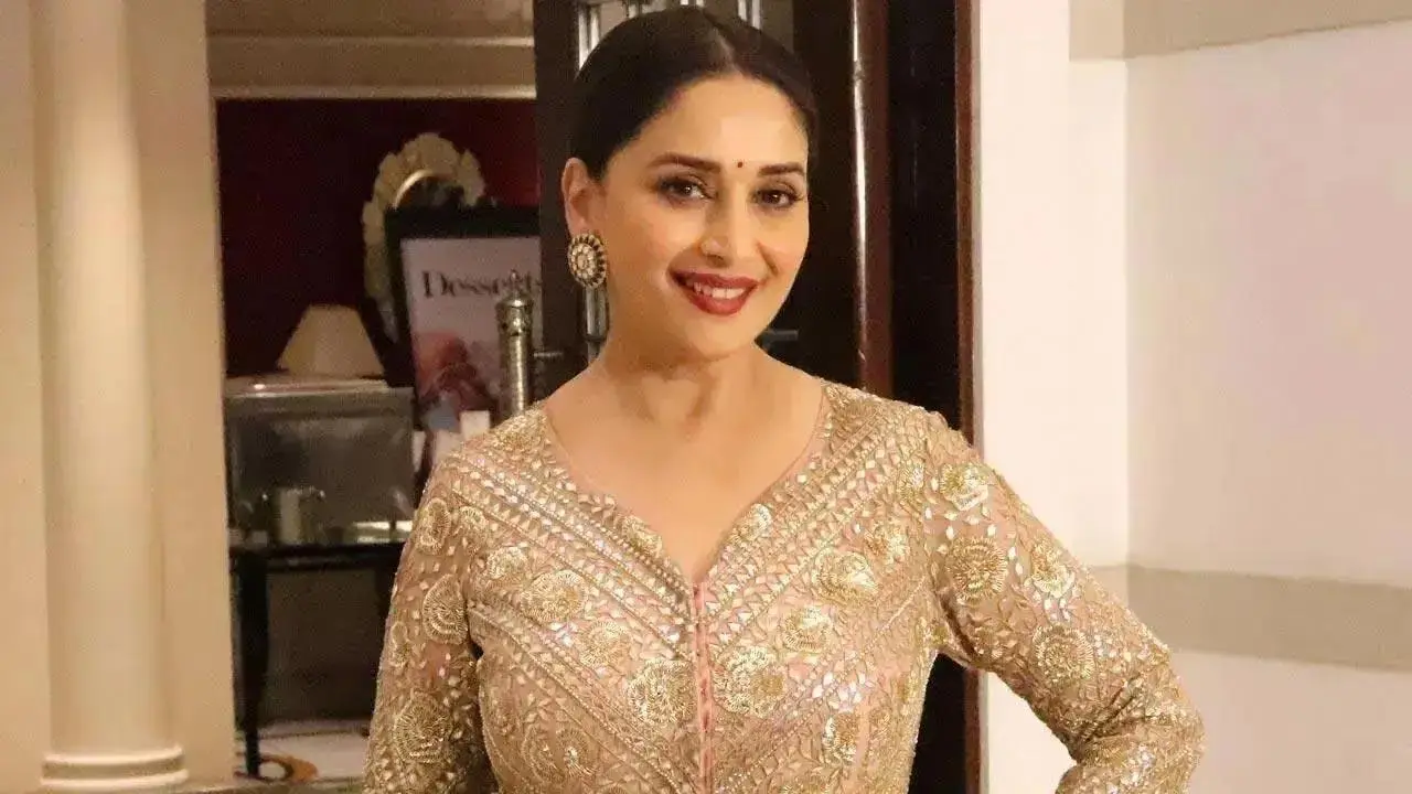 madhuri dixit naked hot