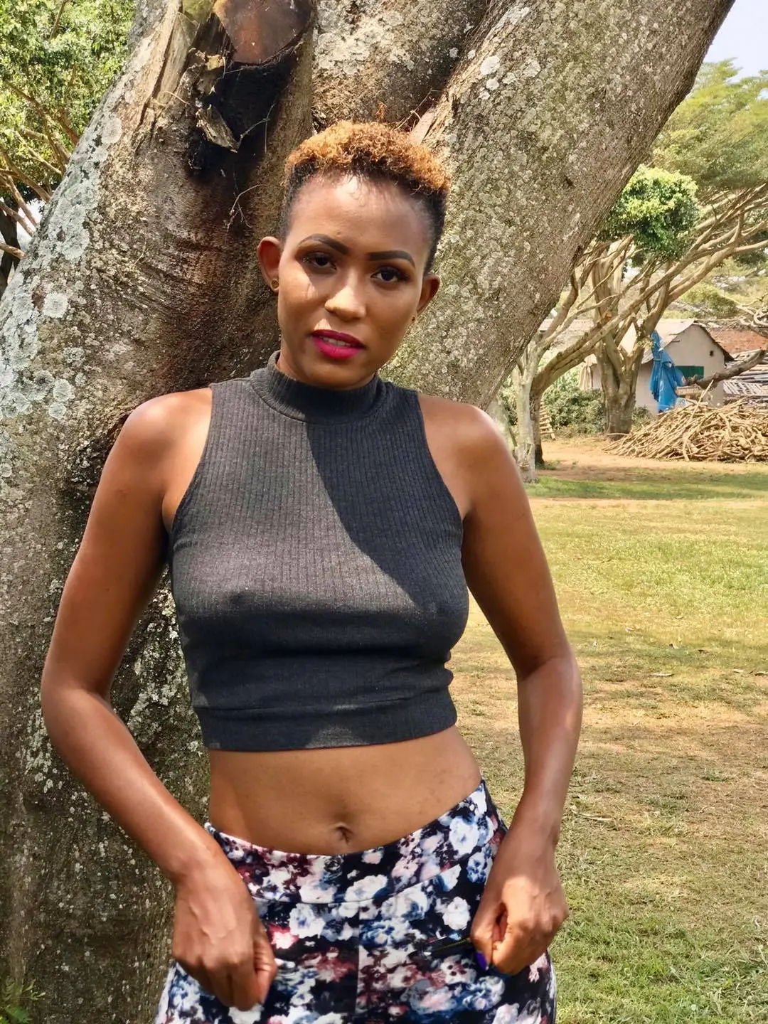 nude uganda queens photos