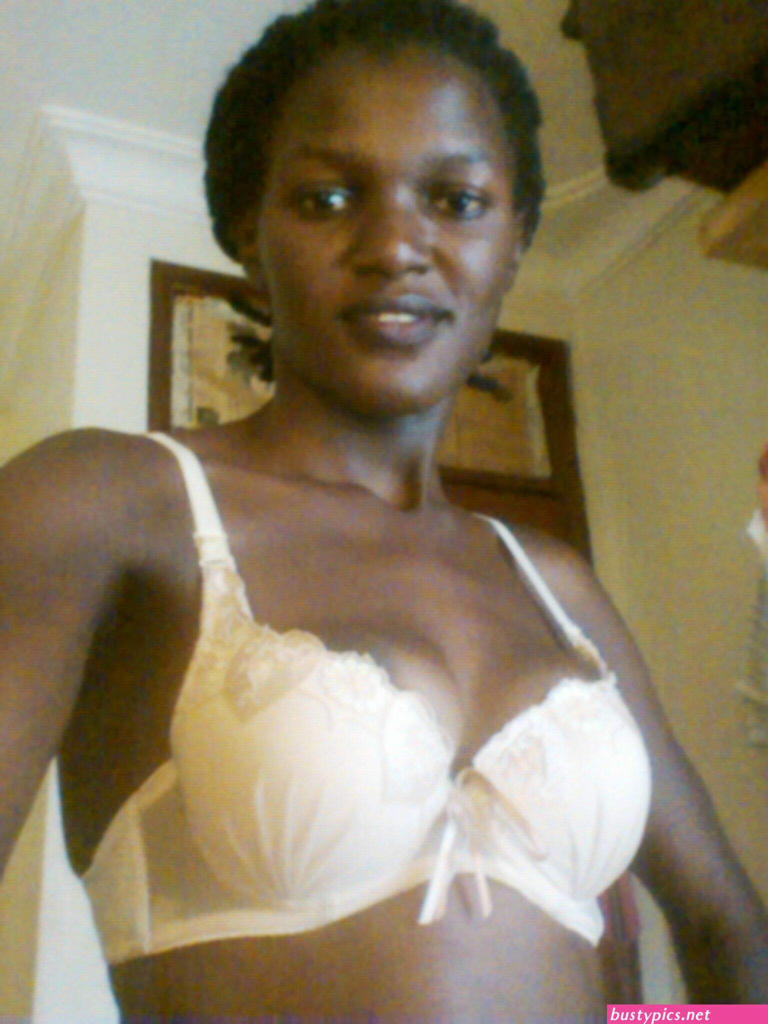 nude uganda queens photos