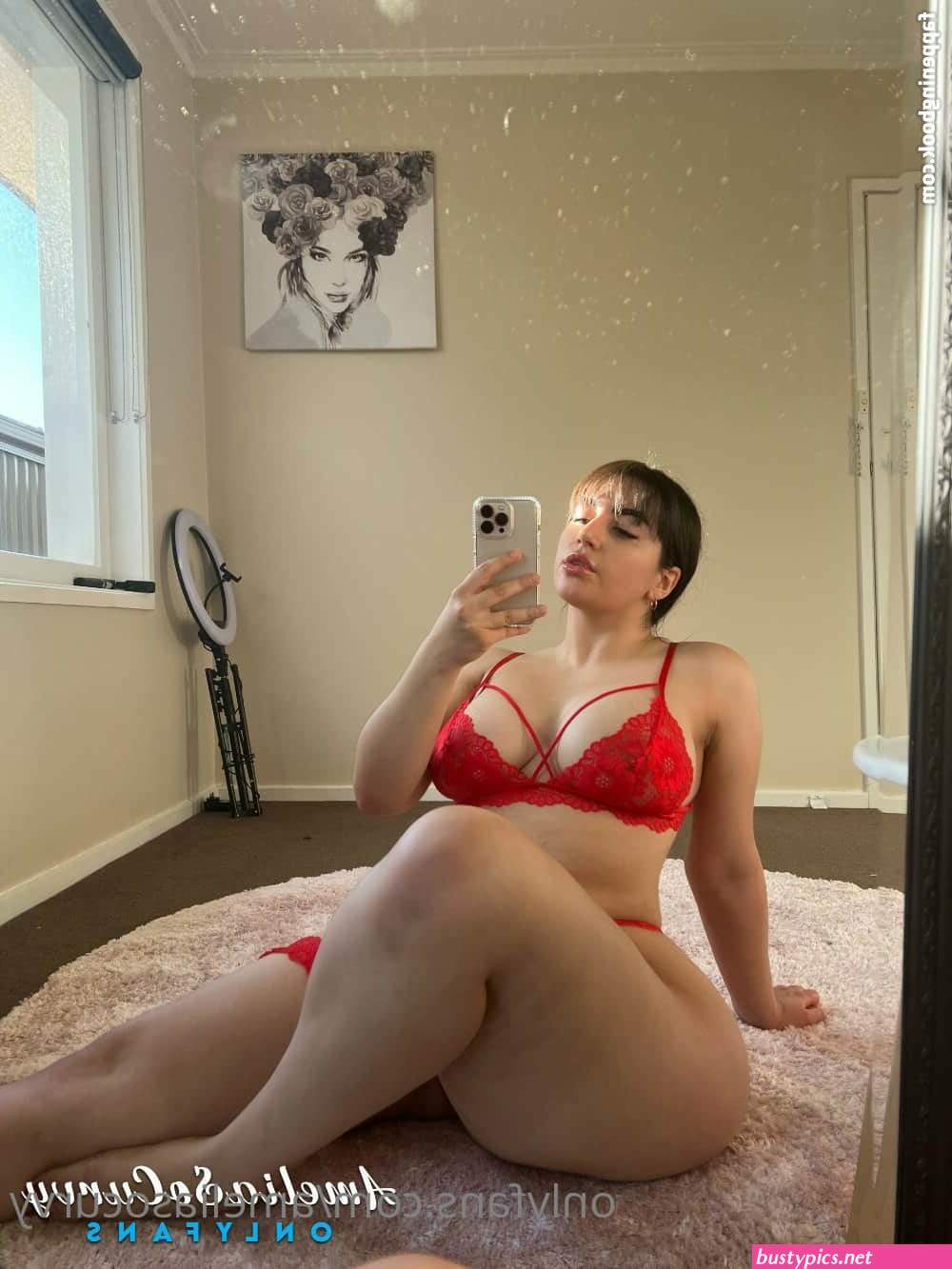ameliasocurvy nude