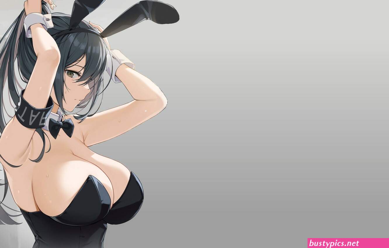 gigantic boobs mangas