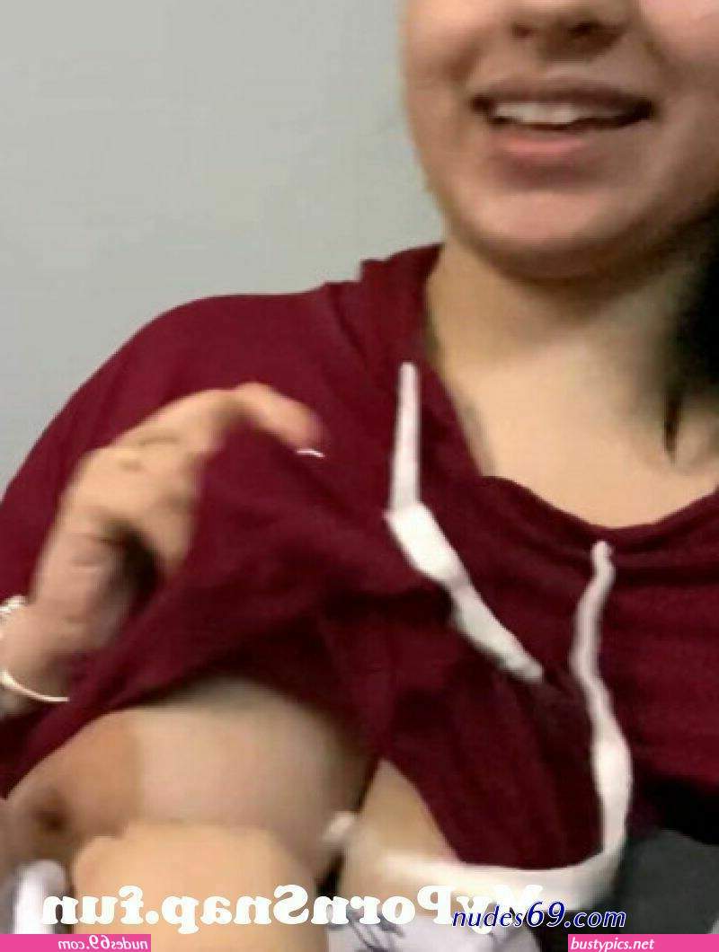 https://nudes69.com/2022/08/13/hariel-ferrari-tits/