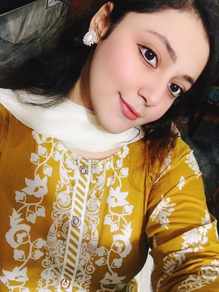 pakistani teen showing full hd nude
