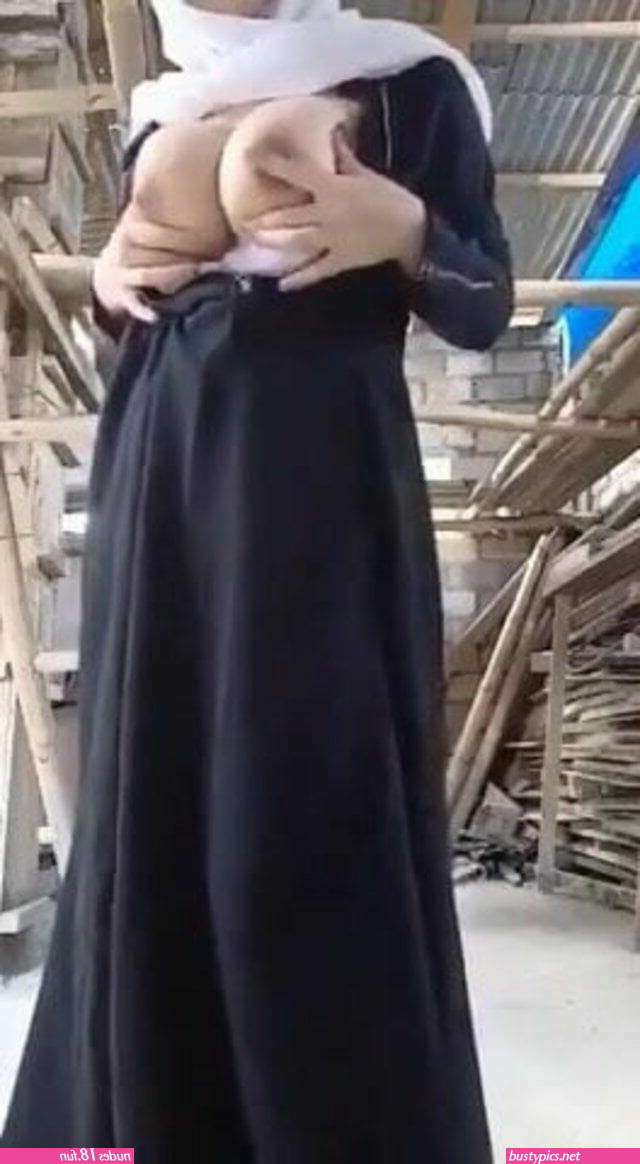 pakistani teen showing full hd nude