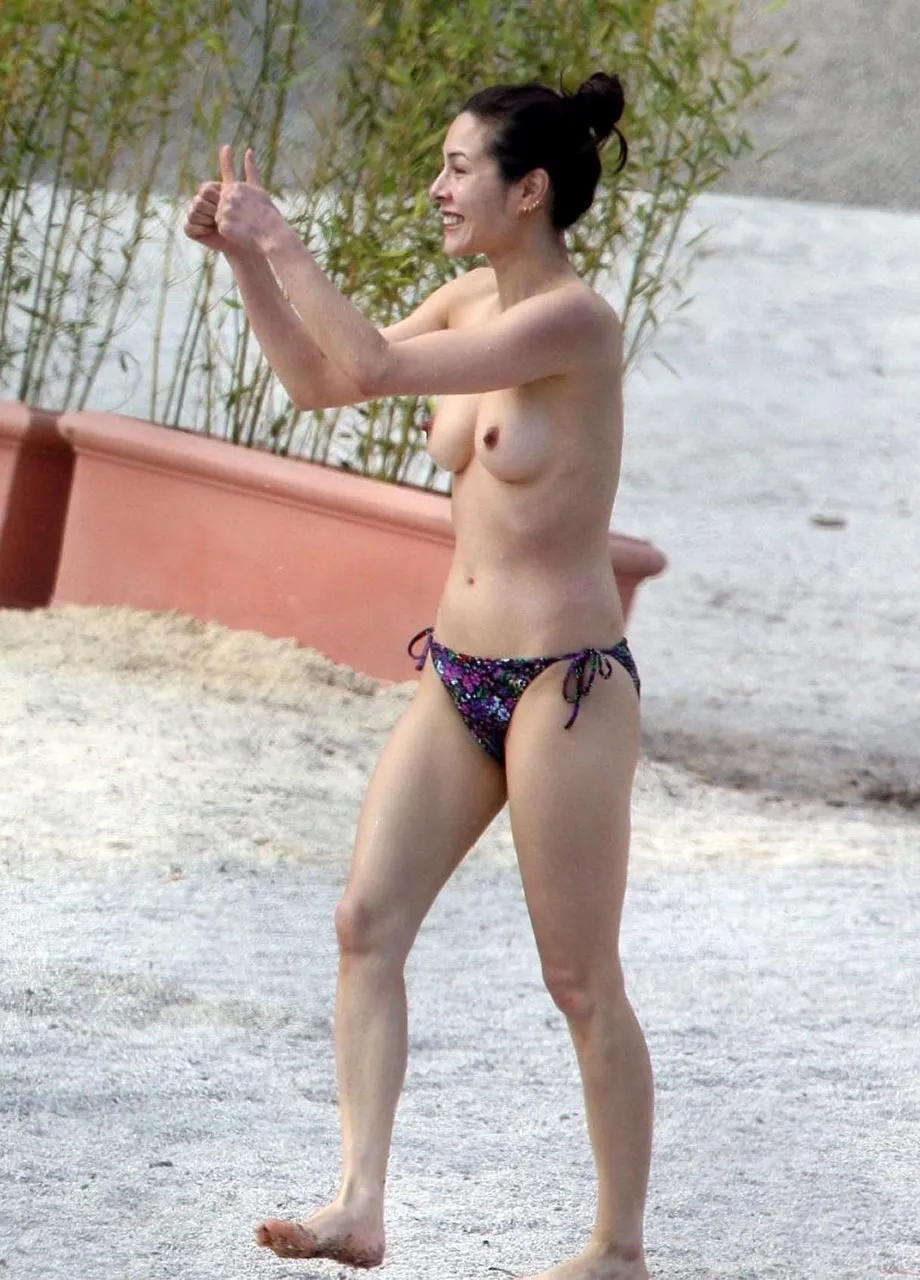 aina za naked