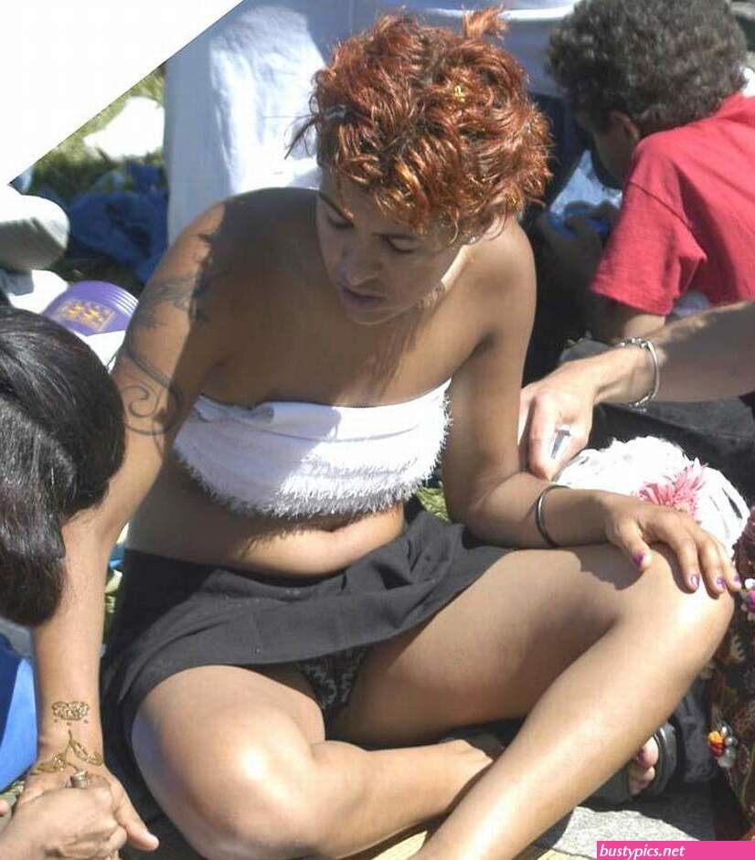 nud black upskit women pic