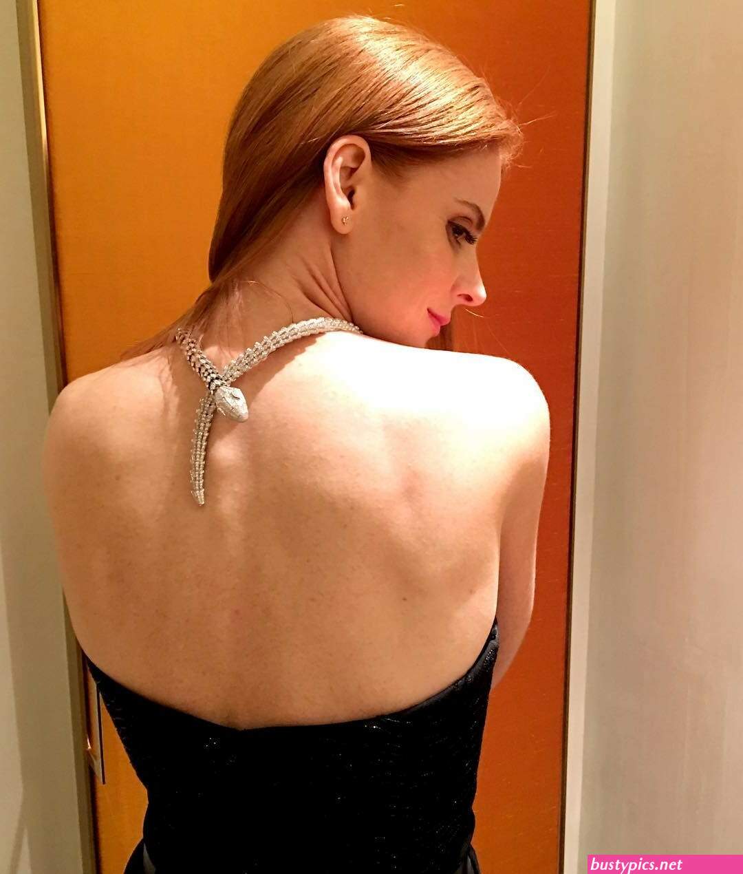 sarah rafferty nacktbilder