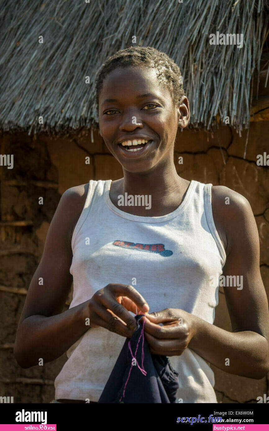 african village girl accidentaly pussy out